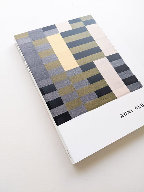 ANNI ALBERS / Anni Albers