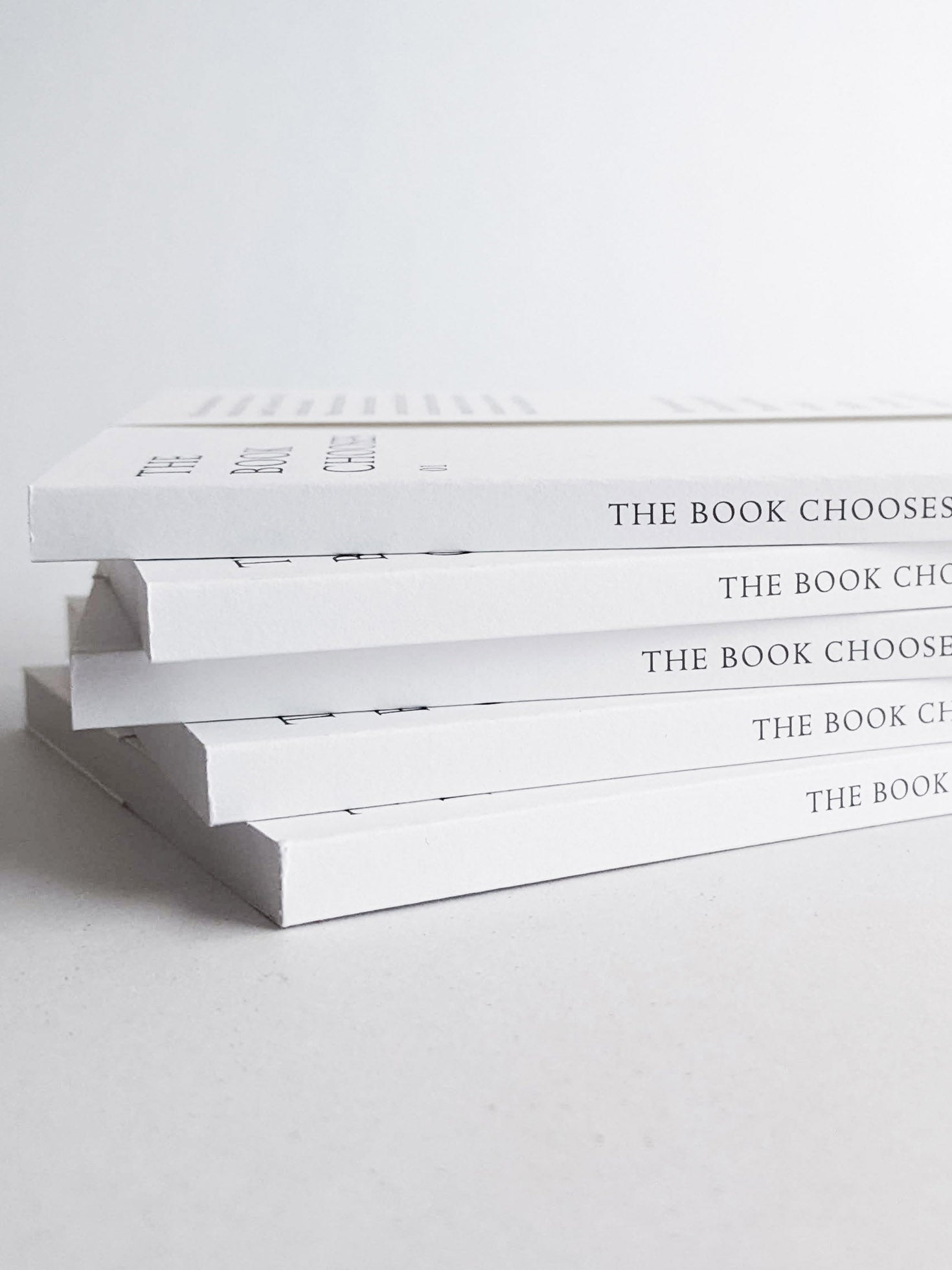 THE BOOK CHOOSES 01