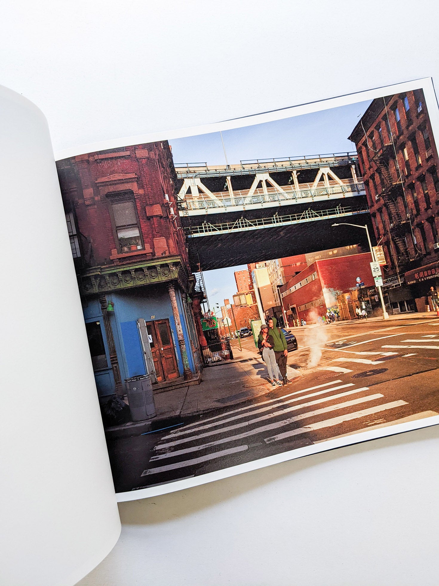 CROSS ROAD BLUES / Oli Kellett