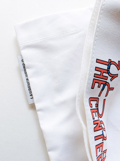 Lawrence Weiner 「ひとつの中心のその中心／THE CENTER OF A CENTER」バッグ